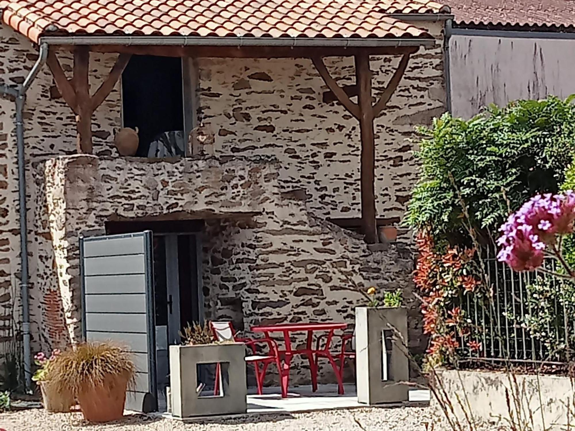 Gite De Charme Avec Velos Dans Un Village Viticole Proche Clisson Et Puy Du Fou - Fr-1-306-818 Monnieres  エクステリア 写真